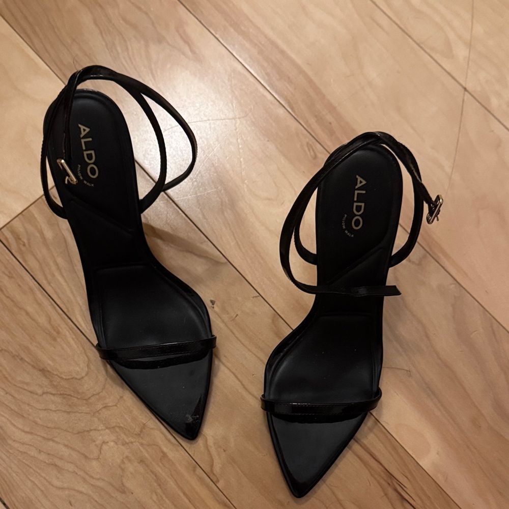 ALDO POINT HEELS